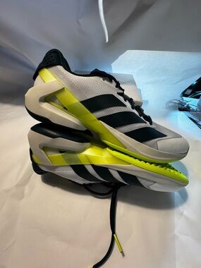 adidas Adizero Ubersonic 5 Mens Tennis Shoe s10.5 nwt